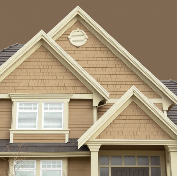 Cost of Vinyl Shake Siding Repair in Eau Claire