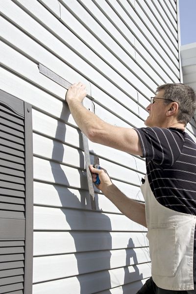 Cost of Vinyl Siding Service in Eau Claire